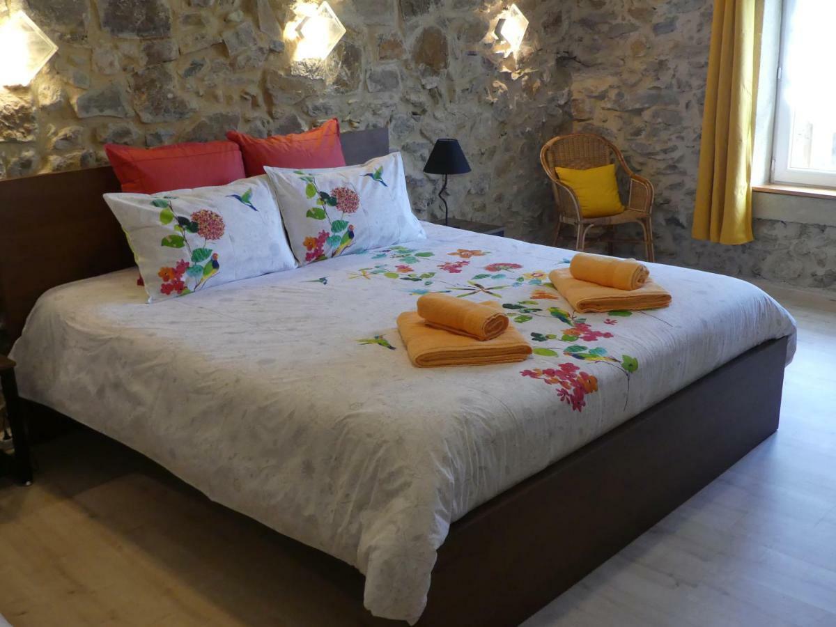 Chambres D'Hotes Les Gragniotes Tournissan Εξωτερικό φωτογραφία